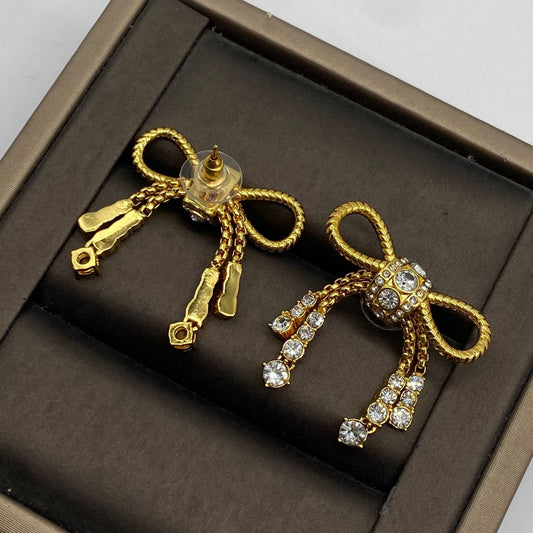 Crystal tassel earrings with a sense of luxury, temperament, and socialite style earrings, trendy for women