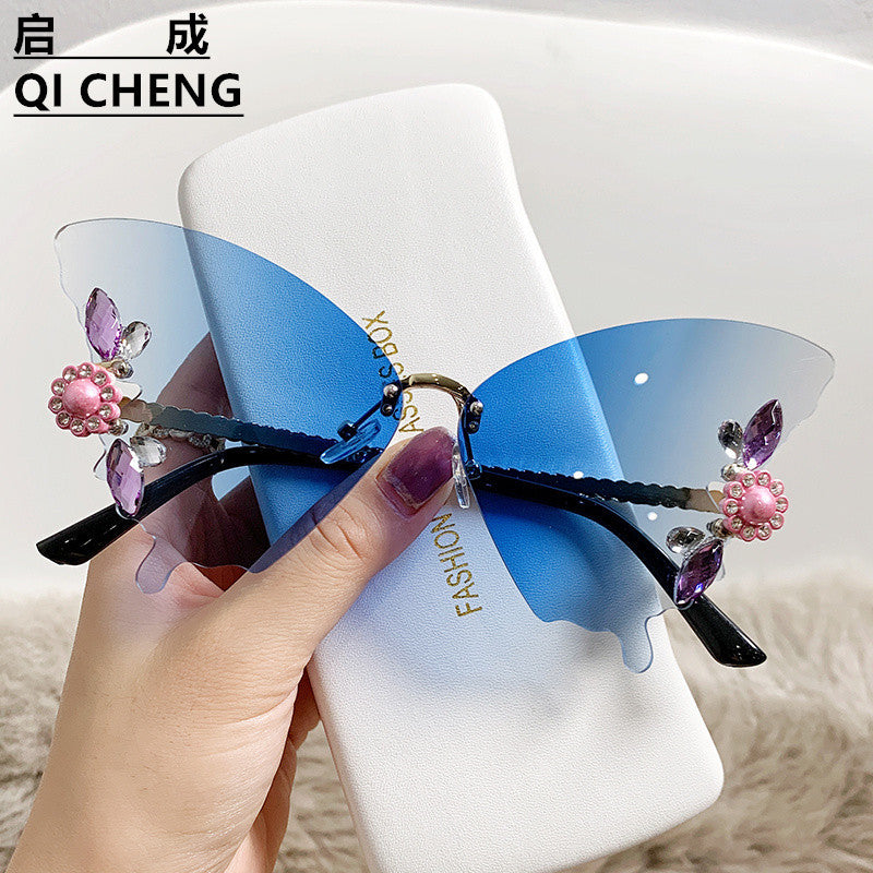 New Frameless Trimmed Butterfly Shaped Sunglasses Diamond-studded Bright Colourful Hipster Party Fashion Sunglasses